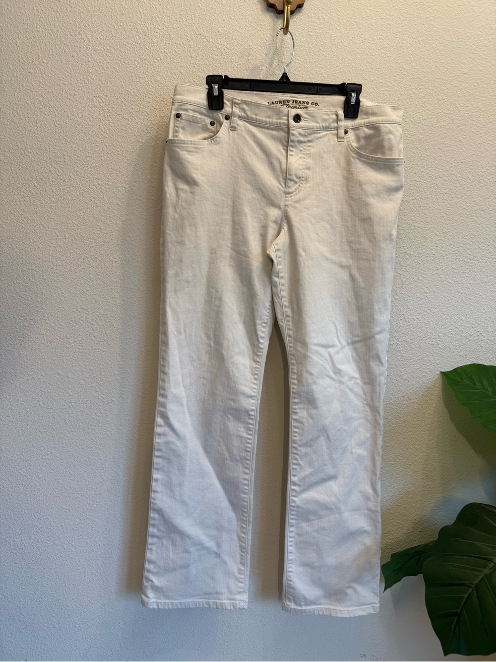 Lauren Jeans Co. Premium Women’s Classic Straight Off-White Jeans – Size 12